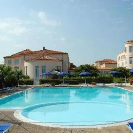 Sul Mare All'interno Del Parco Naturale Con Piscina Calambrone